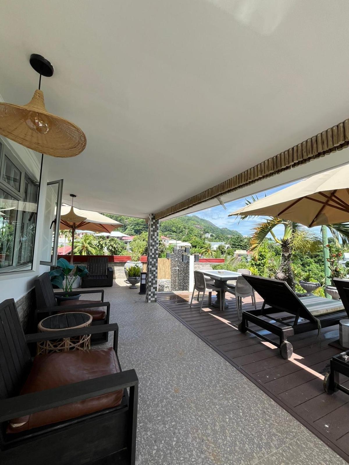 360 Degrees Villa 维多利亚 外观 照片